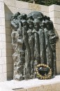 A la memoire de Janusz Korczak et des enfants qu'il n'abandonna pas !! * 512 x 768 * (188KB)